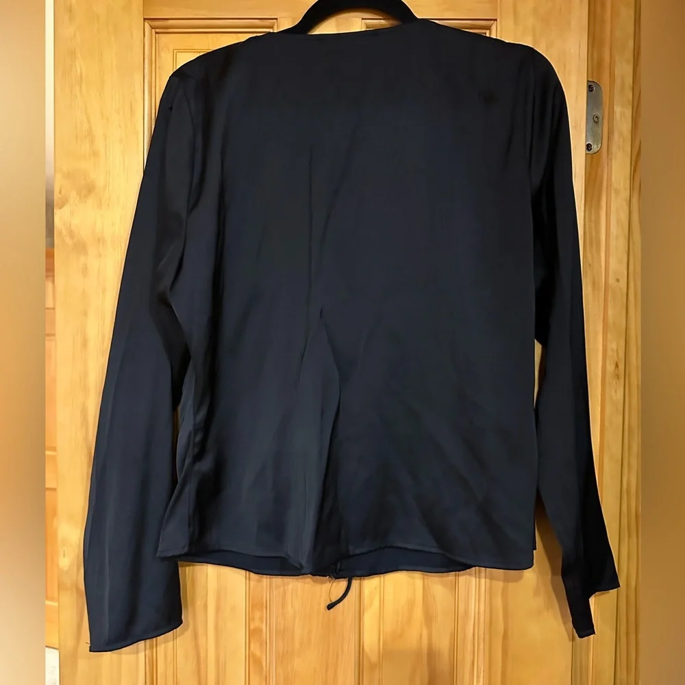 Abercrombie & Fitch Long Sleeve Lace Trim Tie Front Top - Picture 4 of 7